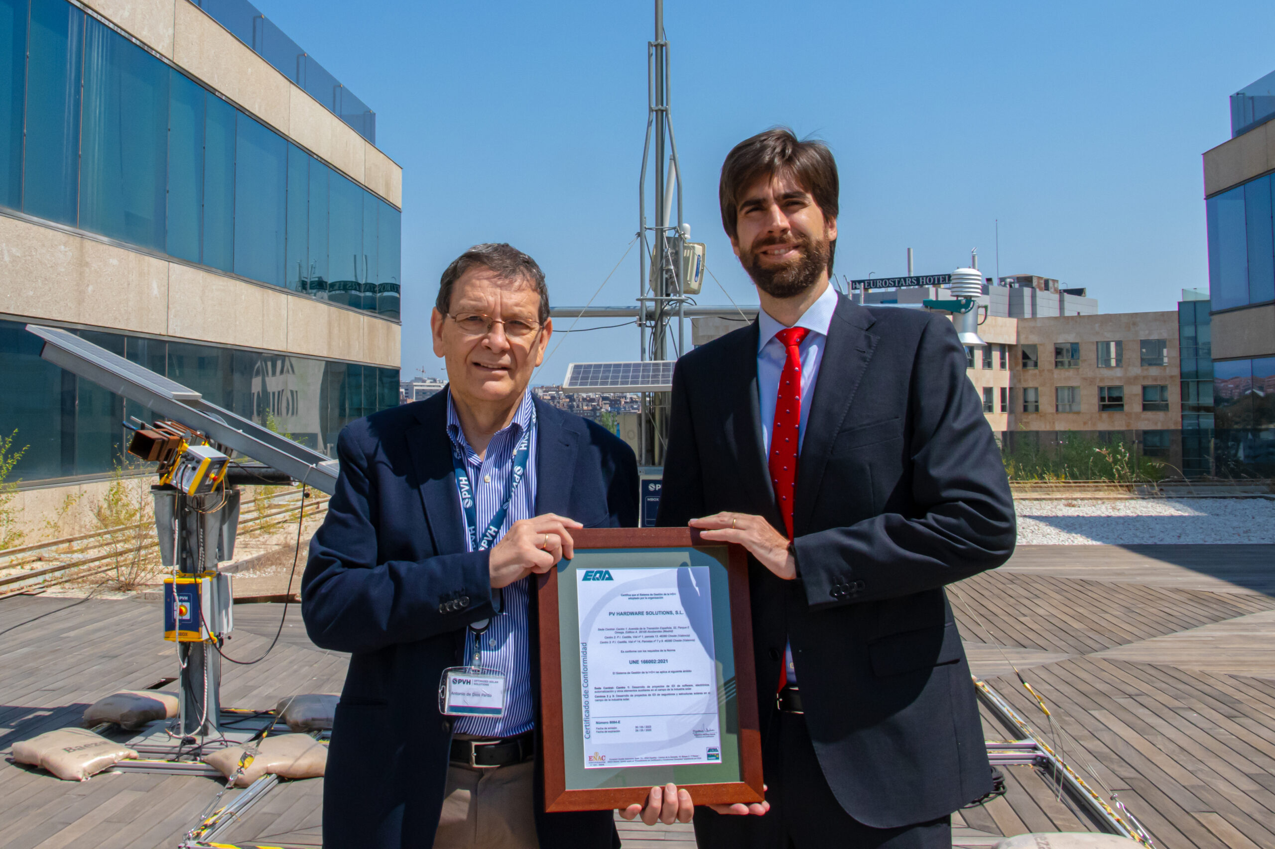 eqa certifica une 166002 pvh